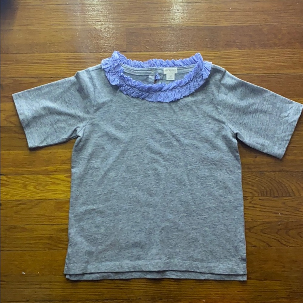 Gray collard shirt